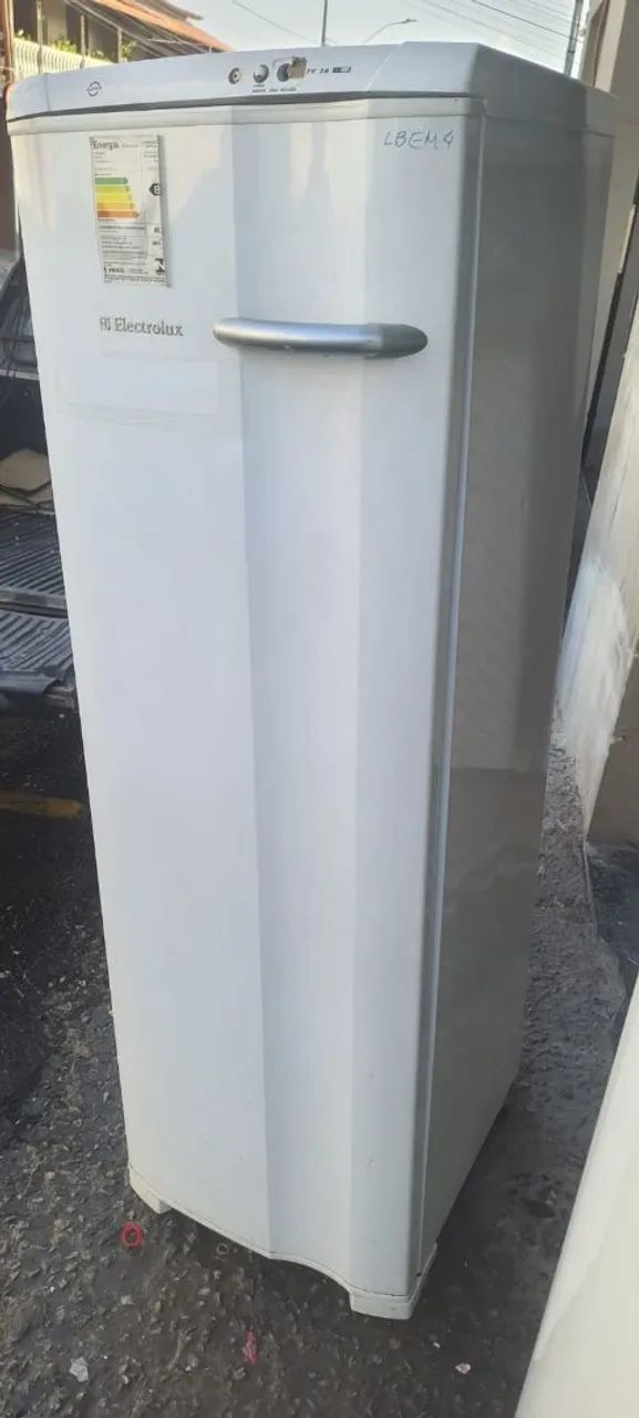 Freezer Electrolux 260L para congelamento funcionando  - Foto 2