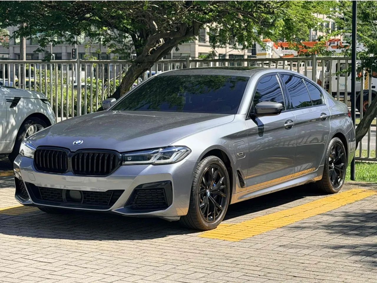 BMW 530E M Sport 2.0 Turbo Híbrido Aut. 2022
