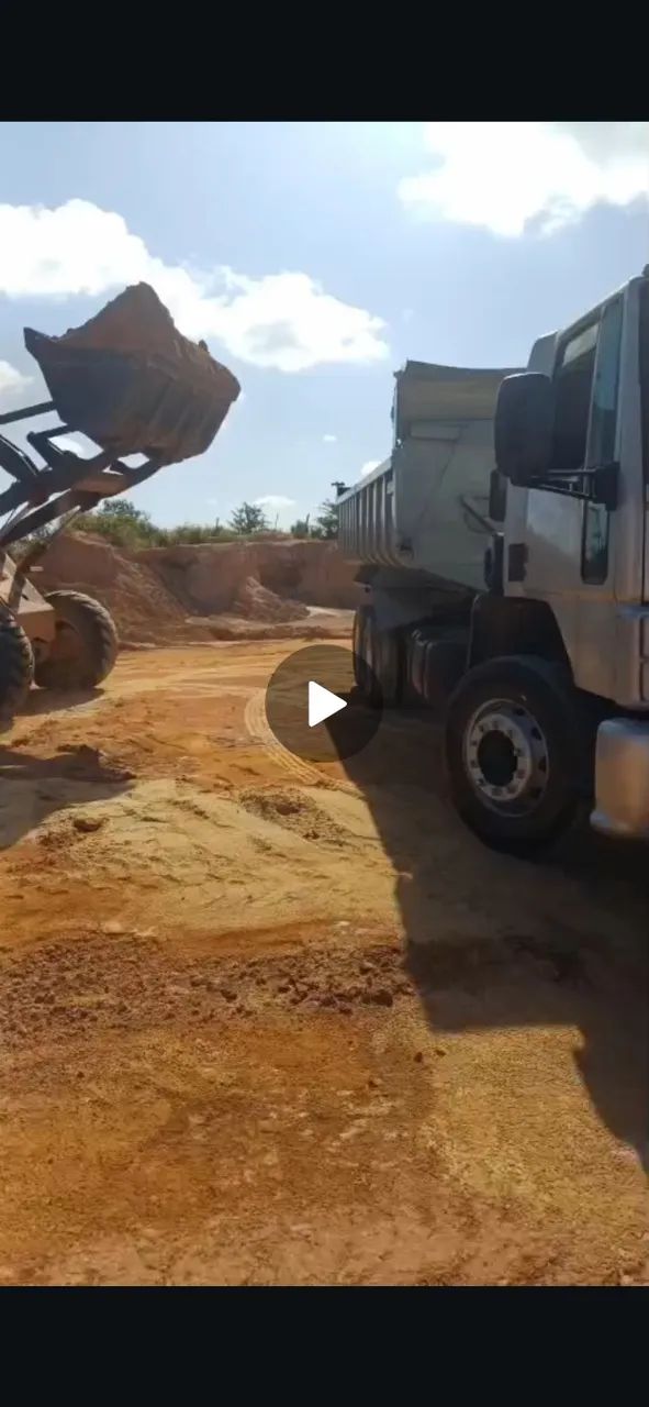 Caçanba ford cargo 2428 E - Foto 2