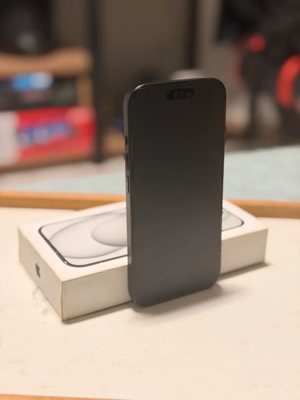 IPHONE 15 black 