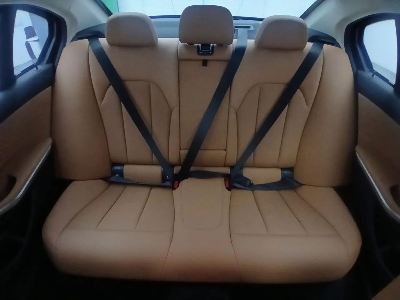 BMW Série 3 320i, foto 18 de 18