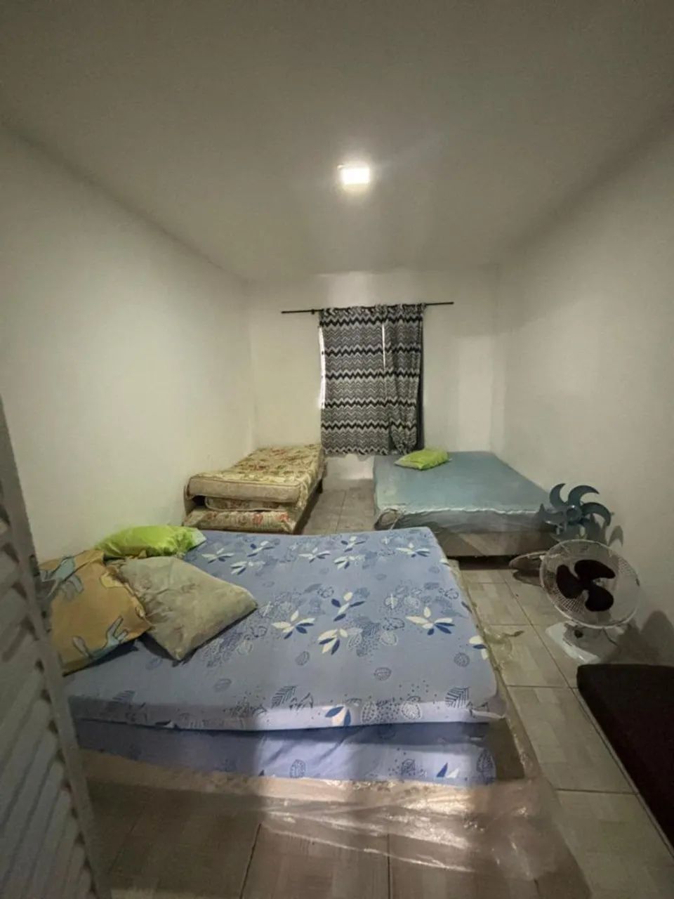 Casa arejada e bem espaçosa Alugo e Vendo - Foto 4