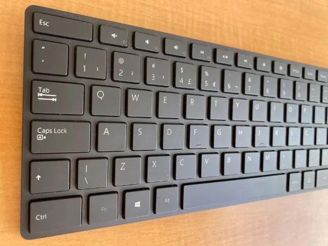 Microsoft Designer Keyboard Teclado e Mouse