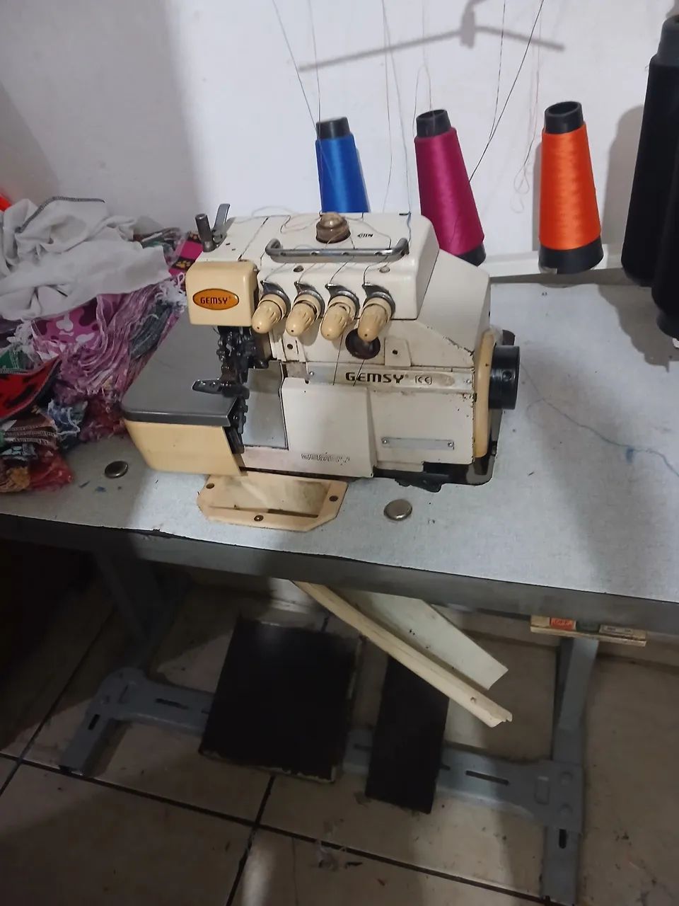 Gente 1500  sum serial 2000