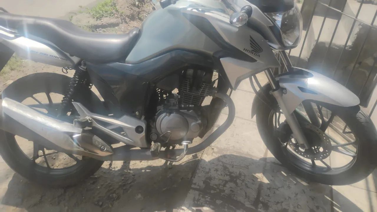 Honda Titan  - Foto 4