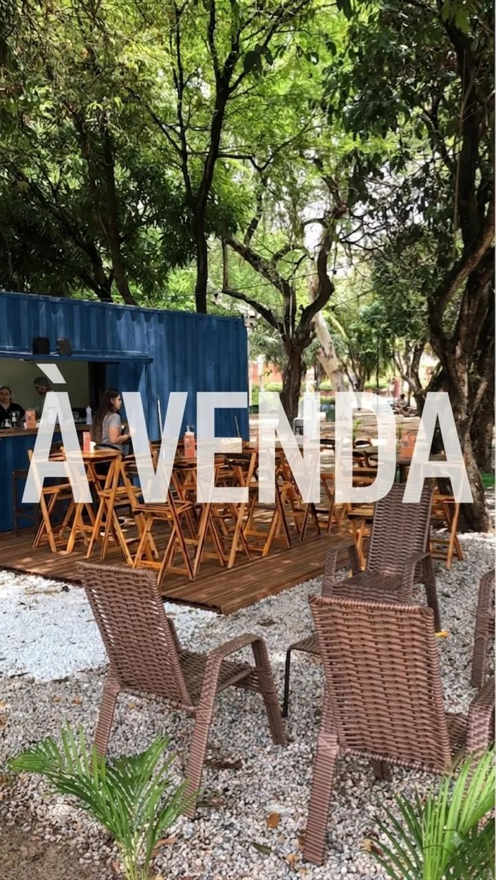 Vendo ou alugo ponto comercial no cocó 