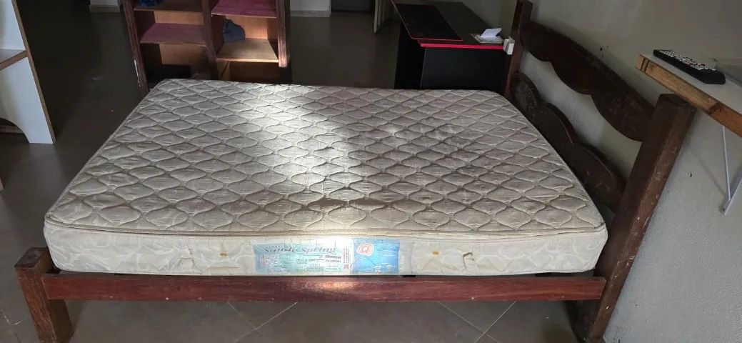 Vendo Cama Queen 2,00 x 1,47 - Foto 3