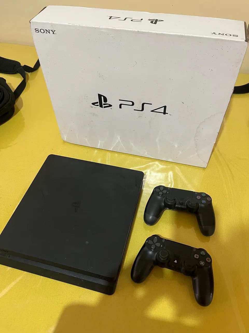 PS4 slim + 2 jogos - Foto 3