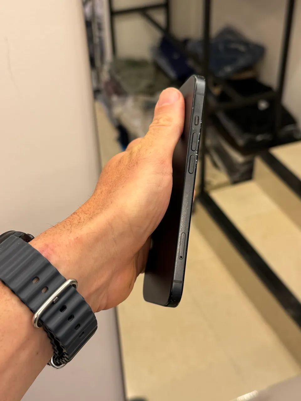 iPhone 15 - 128gb (Preto) - Foto 2
