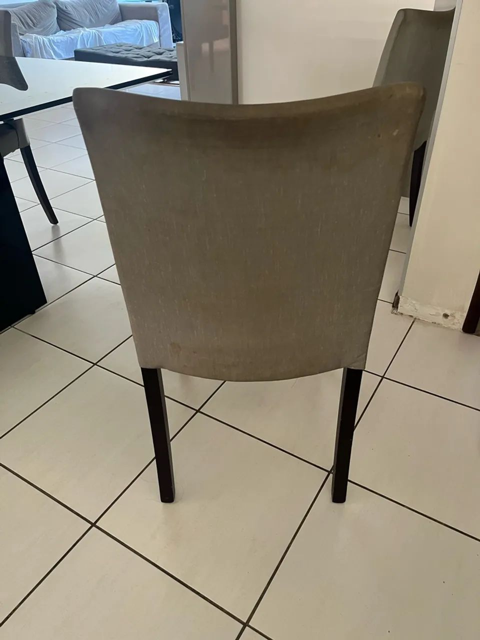 Vendo 6 cadeiras ? 