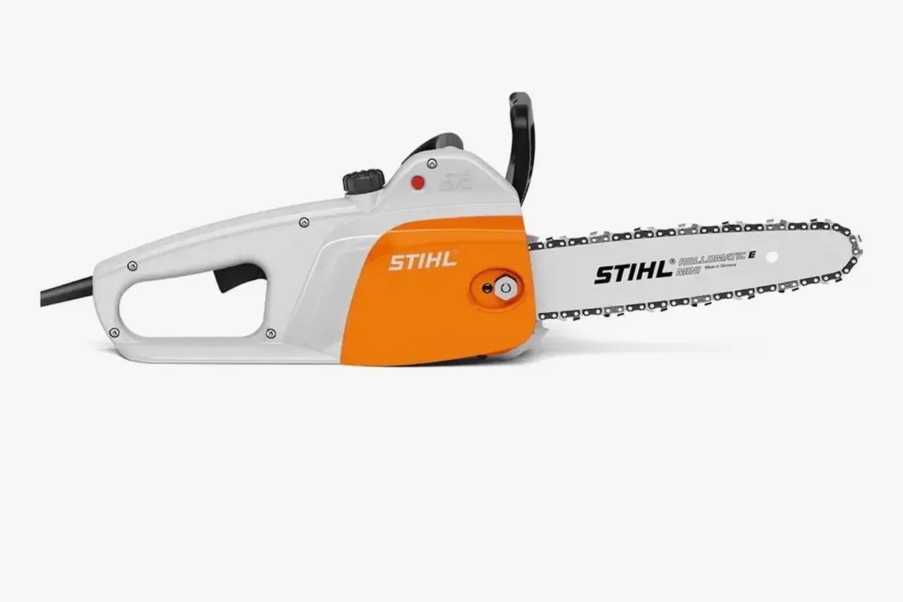 Serra stihl 141C 1400 W