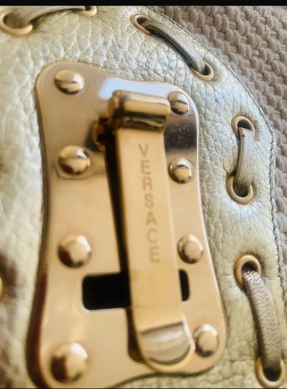 bolsa de ombro versace dourada - Foto 2