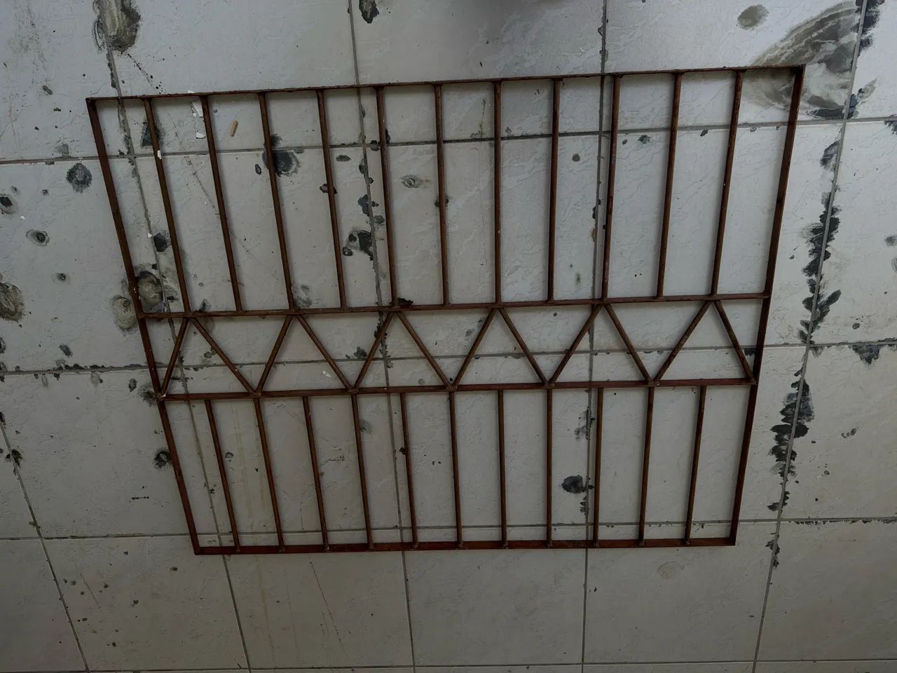 Grades de ferro para janelas e portas - Foto 3