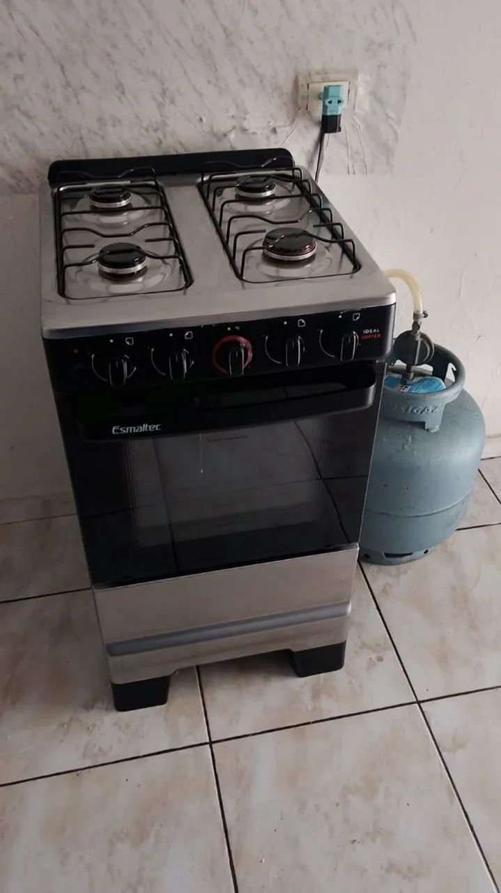Fogão Seminovo em perfeito estado 