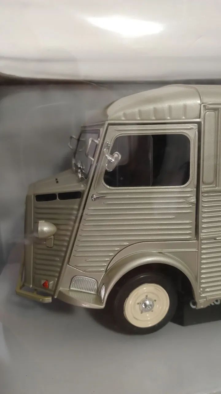 Citroen Type HY Solido 1:18 - Hobbies e coleções - Pilarzinho