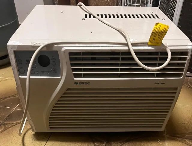 Ar condicionado GREE CAIXA 7.500 BTUs, conservado e funcionando perfeitamente. Equipamento - Foto 2