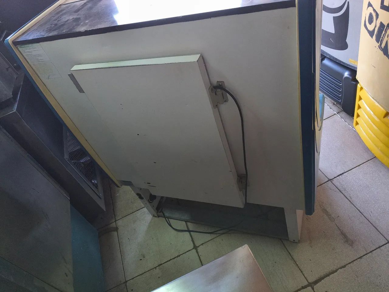 Balcão Estufa Refrimate pra lanchonete  - Foto 4