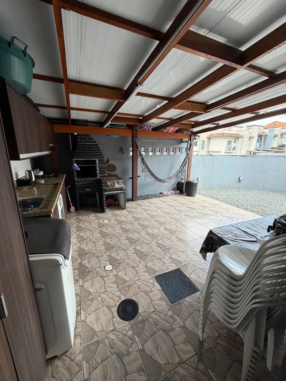 Casa sobrado geminado esquina - Foto 4