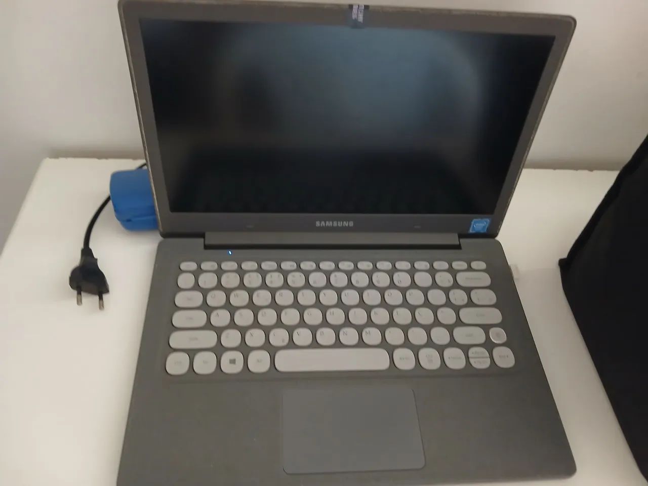 Vendo notebook Samsung  - Foto 2