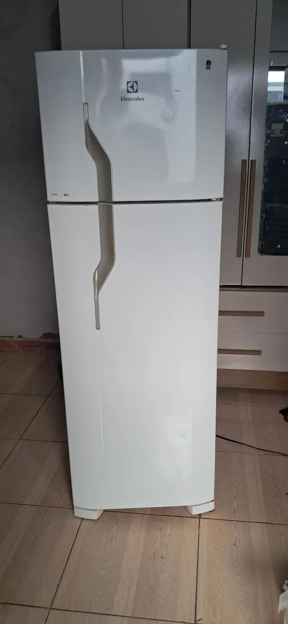 Vendo geladeira