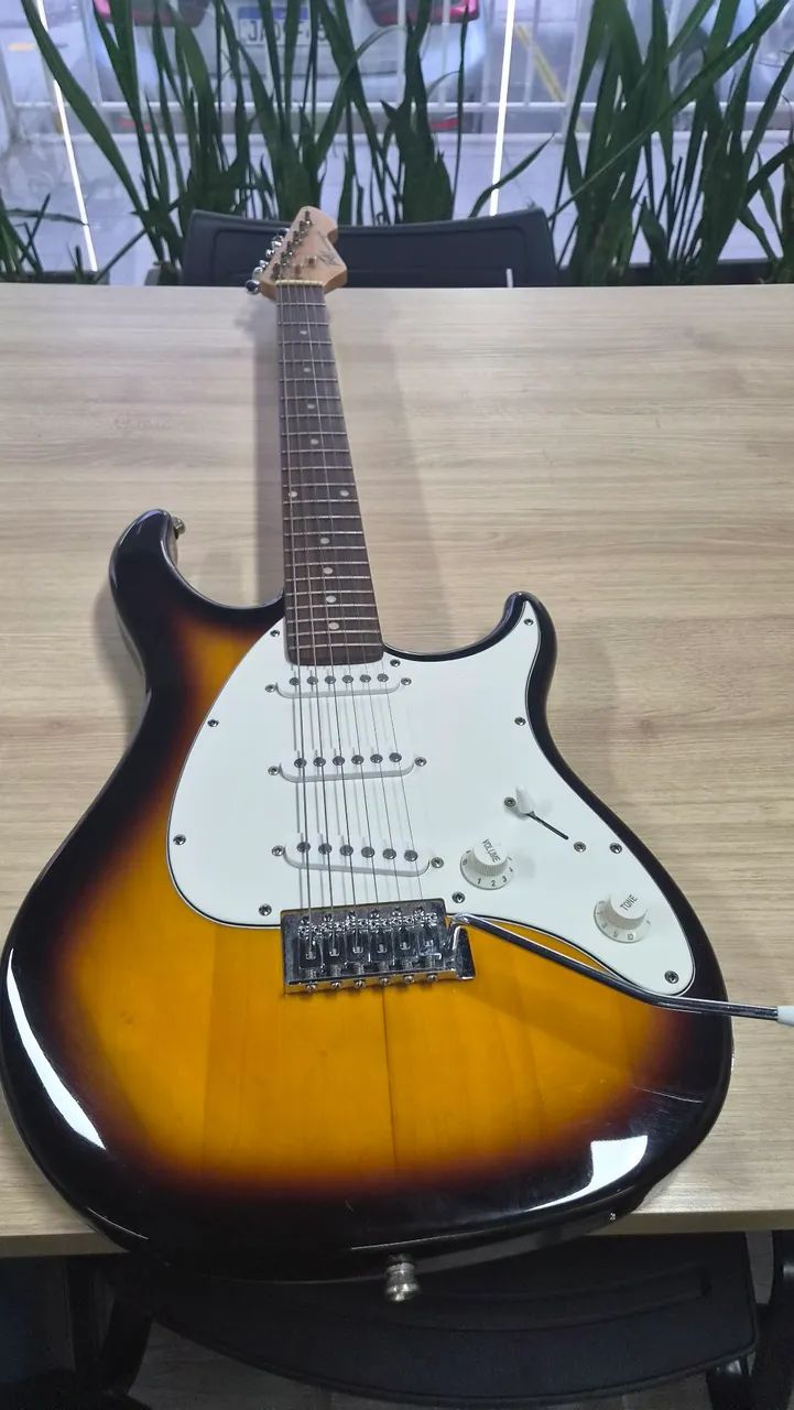 GUITARRA  REPTOR PLUS STRATOCASTER,  NOVA - Foto 2