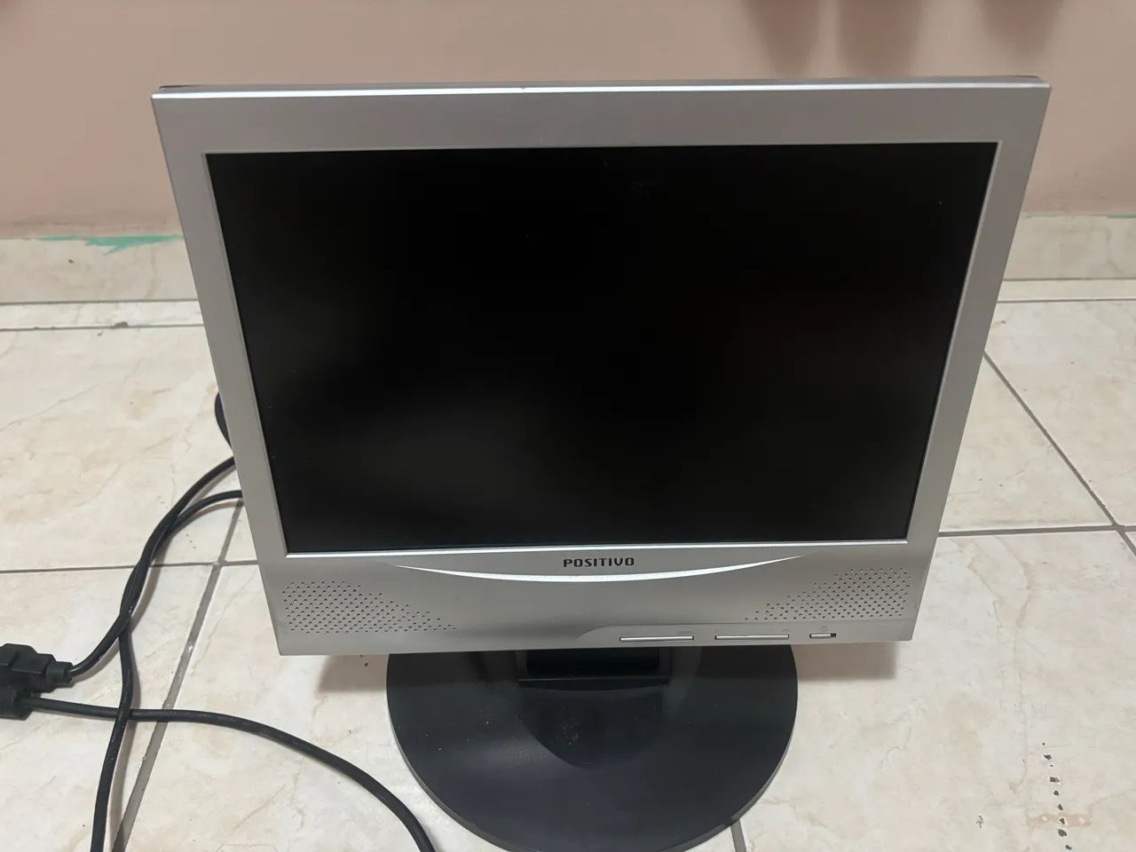 Monitor de pc positivo com som 
