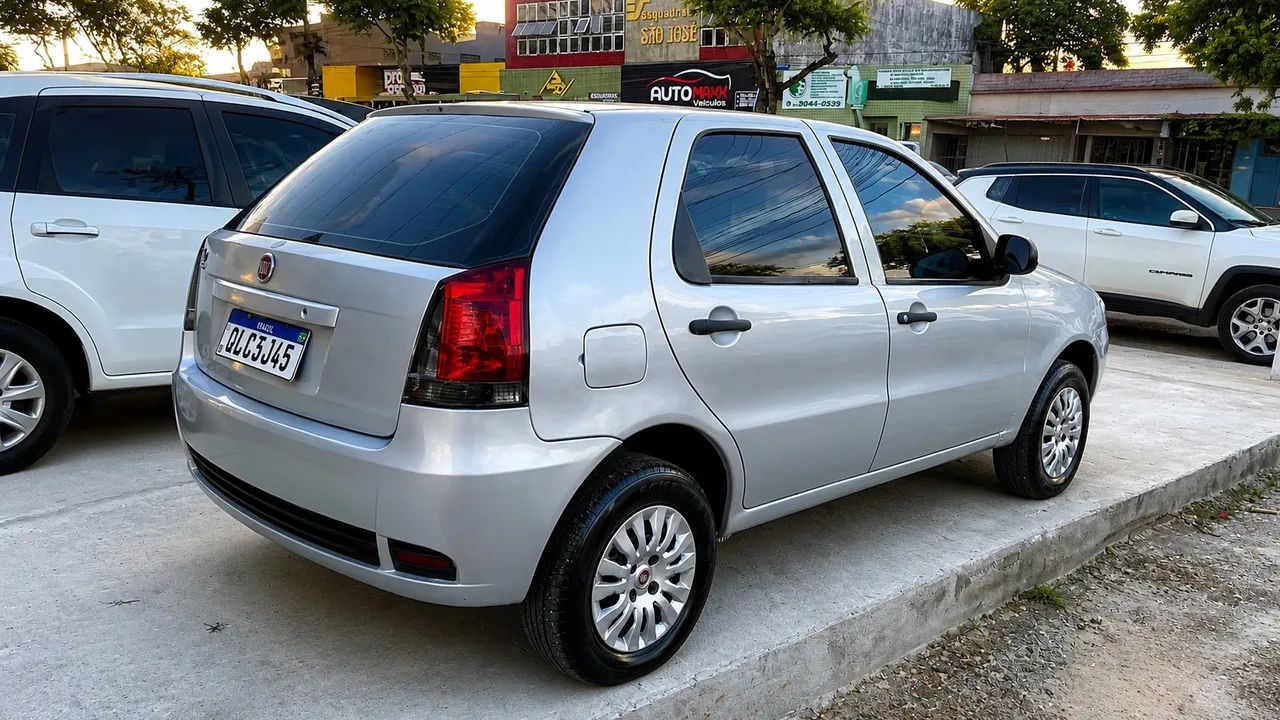 Fiat Palio Celebration 1.0 Fire Flex 8V 4P 2016 - Foto 3