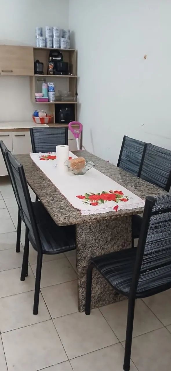 Mesa de Jantar com 6 cadeiras! - Foto 2