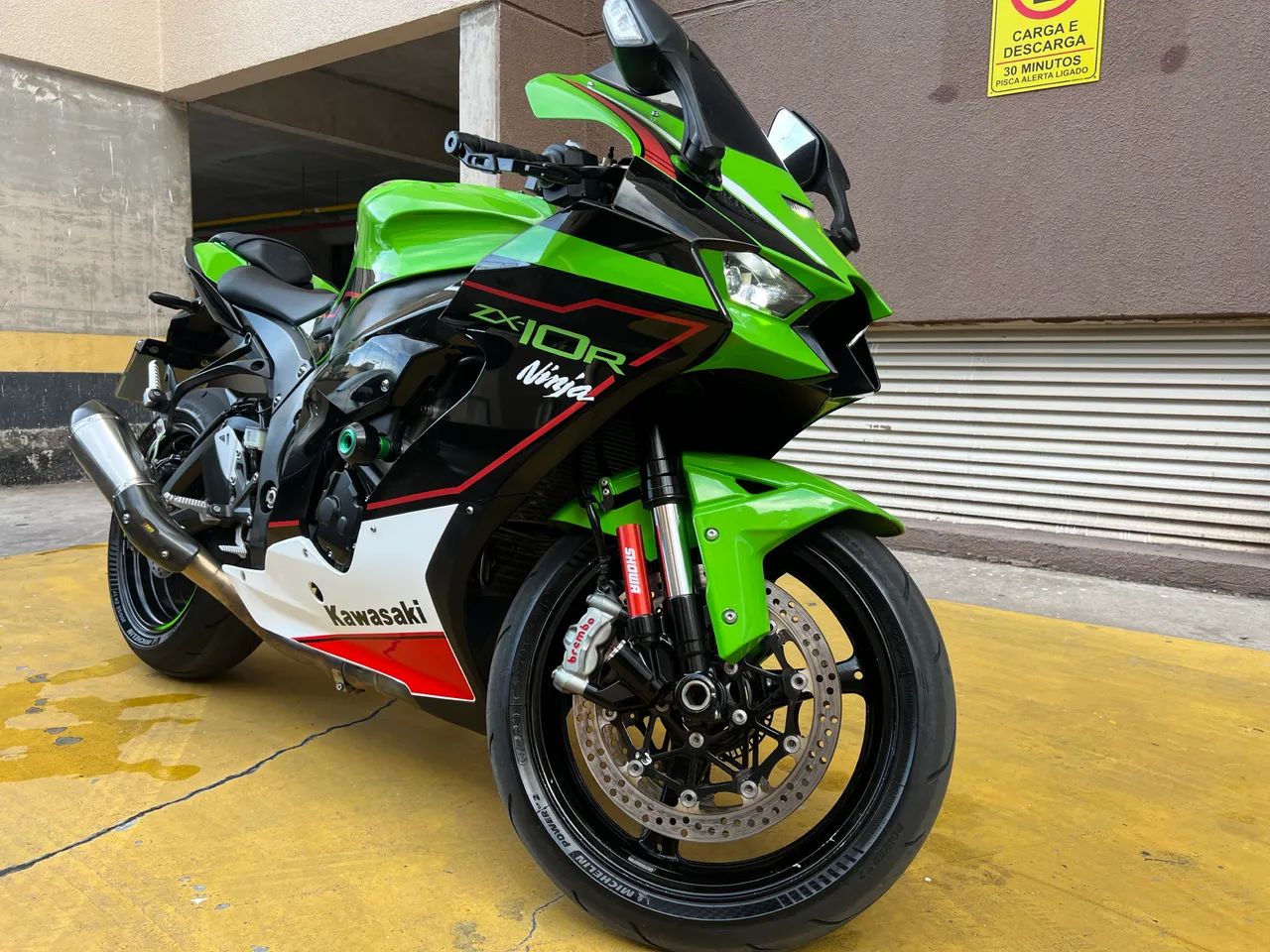 Kawasaki Zx-10/ Zx-10r 1000cc 2022 - 1519191308 | OLX