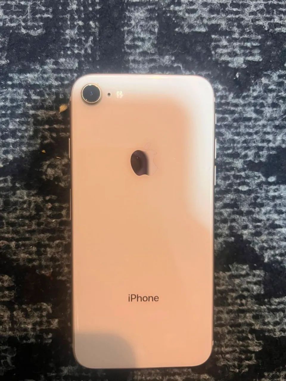 iPhone 8 dourado 64gb - Foto 4