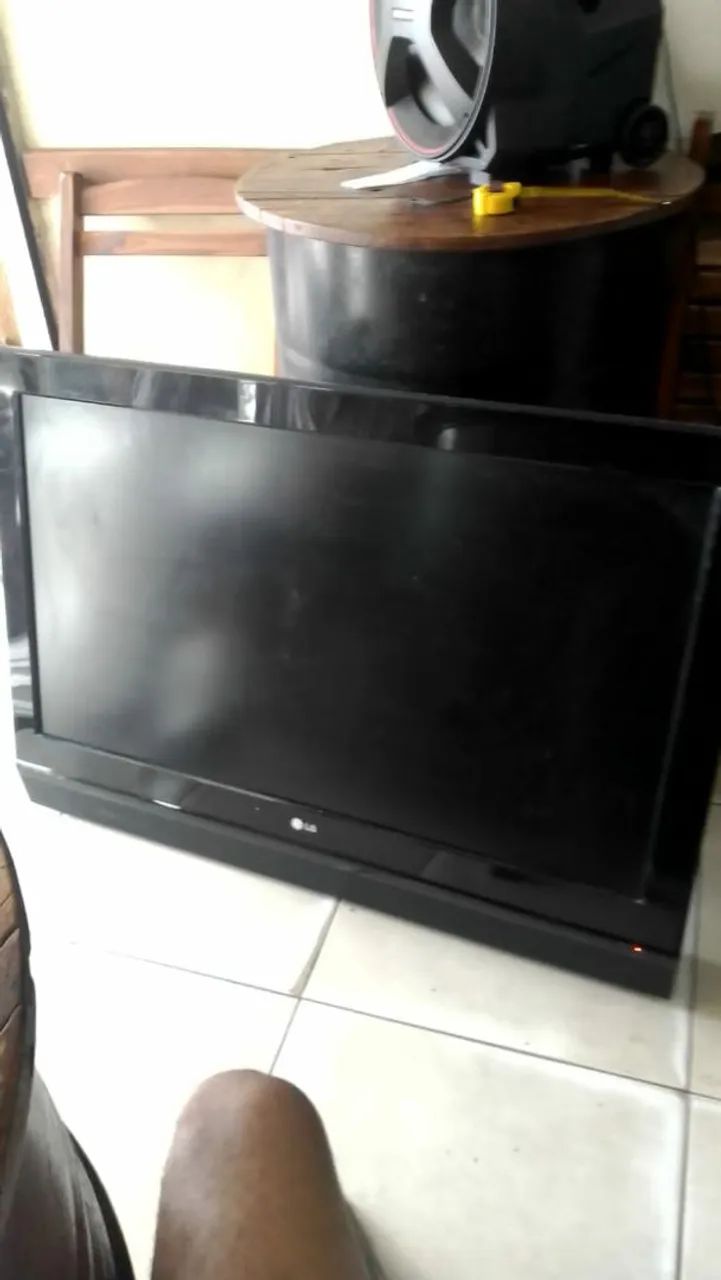 TV LG 42 polegadas LCD <br>250 conversou de brinde <br>chamar no whats *98 - Foto 2
