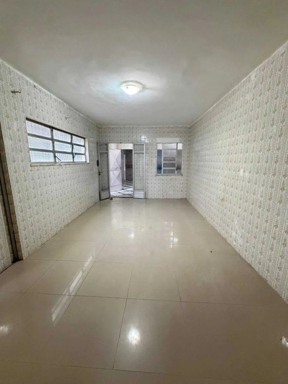 CASA EM RUA PÚBLICA NO SALGADO FILHO [57607] - Foto 3
