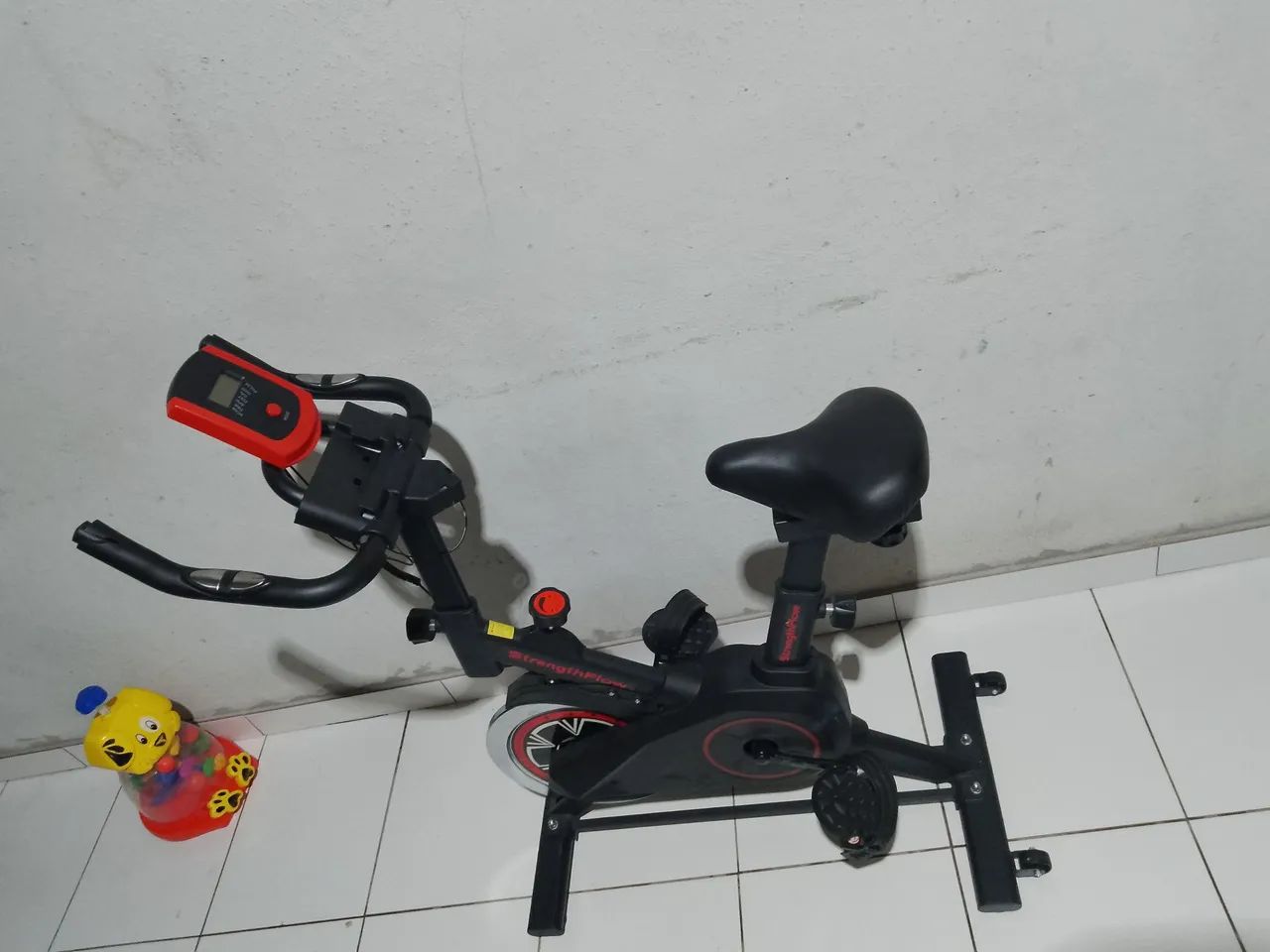 Vende-se bicicleta ergométrica semi-nova - Foto 3