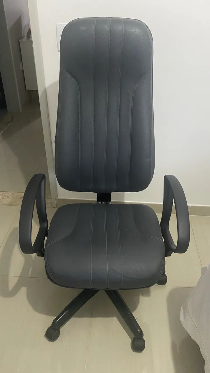 Vendo Cadeira de Escritório 