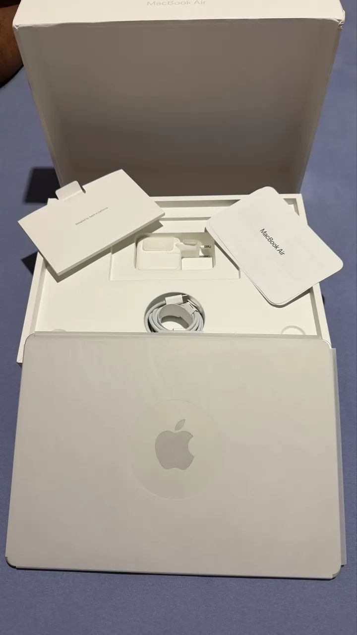 MacBook Apple M2 8Gb 256gb Novo 