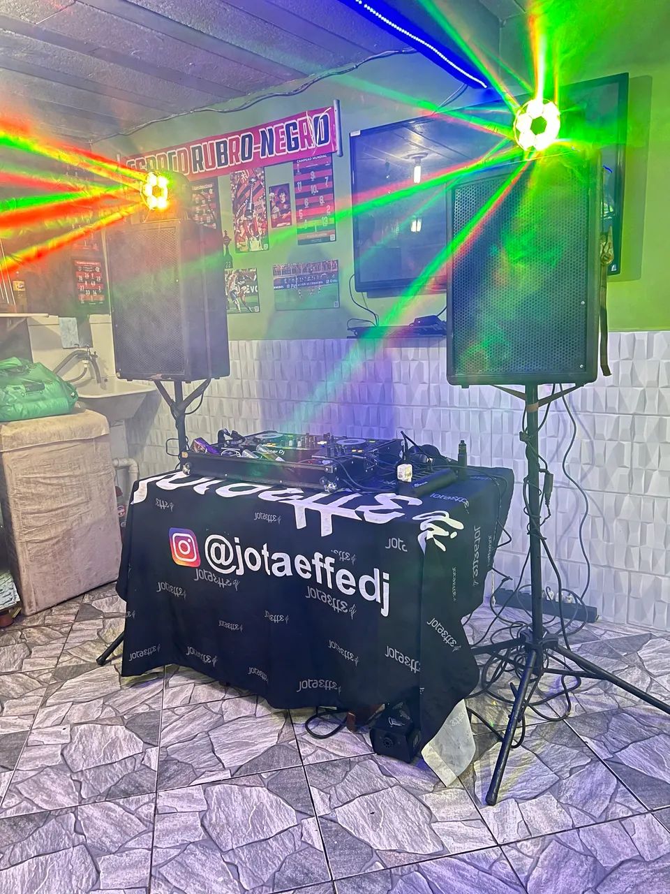 Som com ou sem dj 