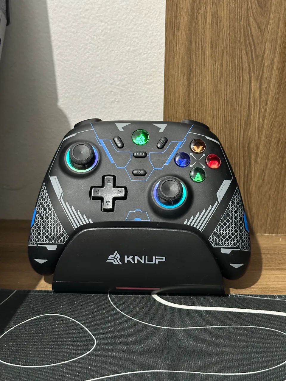 Manete Gamer Knup 