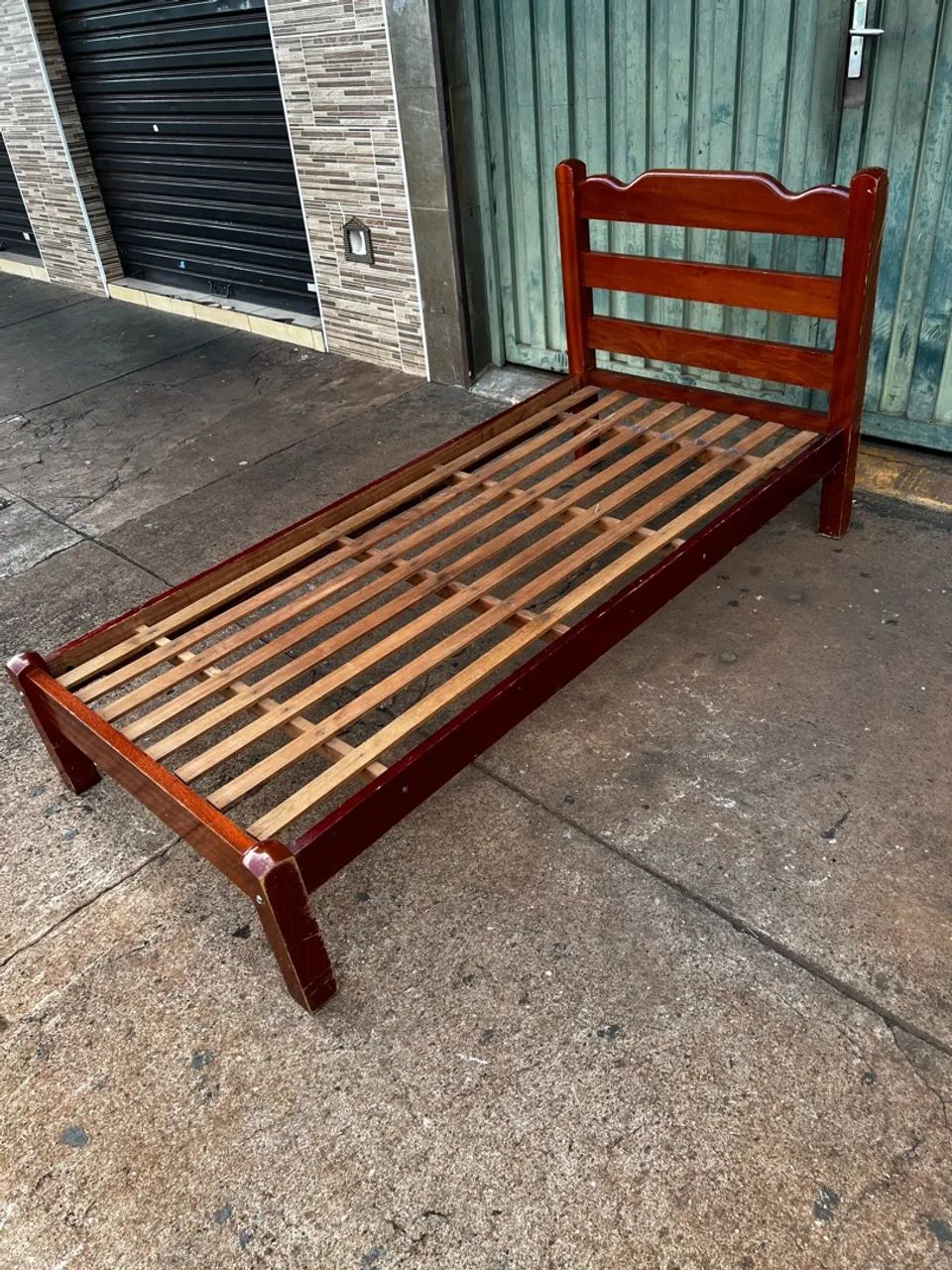 Cama de Solteiro De Madeira Maciça  - Foto 3