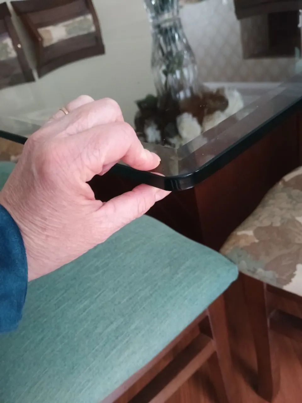Mesa de jantar quadrada com 8 cadeiras  - Foto 3