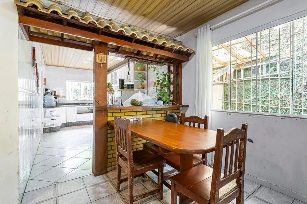 Oportunidade na Costeira do Pirajubaé | Casa com 3 dormitórios e amplo terreno por R$ 424. - Foto 5