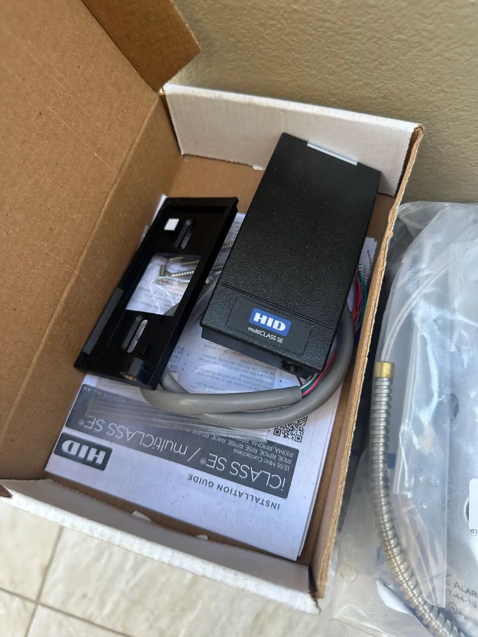 Sensor de porta e leitor HID  - Foto 2