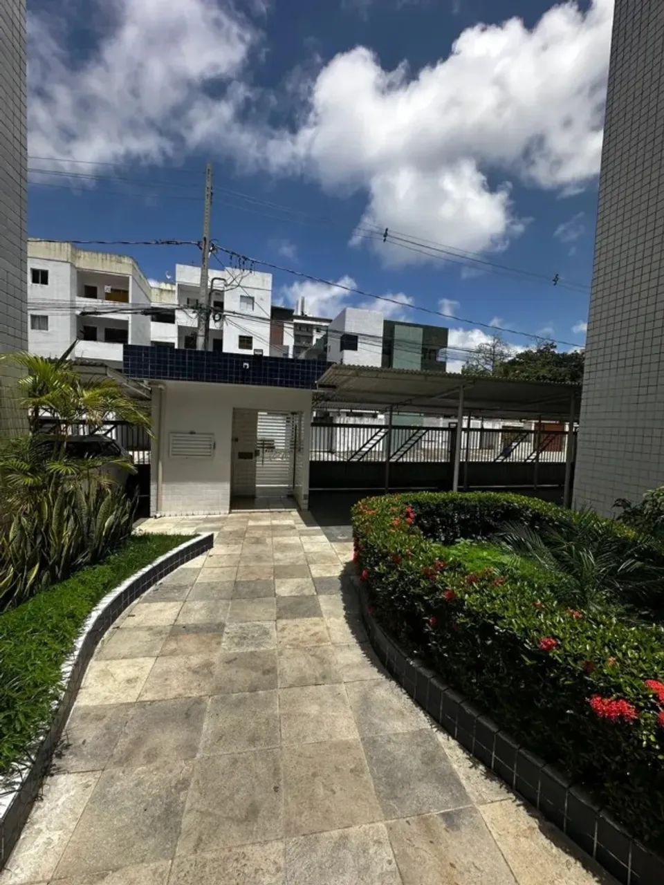 Apartamento nos Bancários com 02 quartos e ótima localização. (Oportunidade) - Foto 2