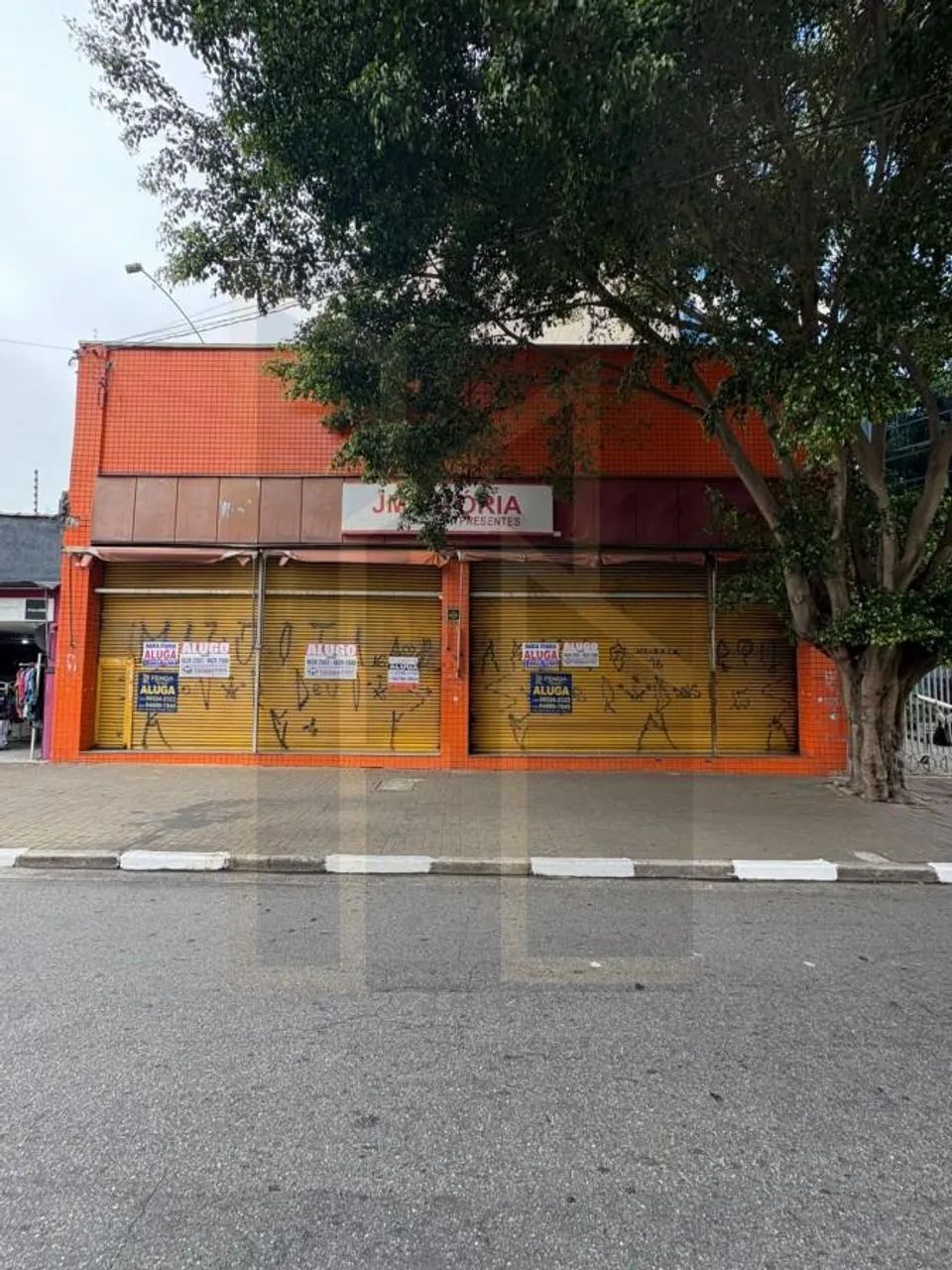Salão Comercial para Locação em Poá, Centro, 4 banheiros