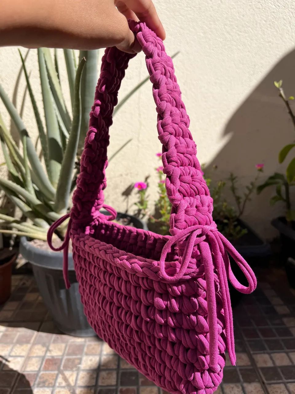 Bolsa de crochê roxa - Foto 2