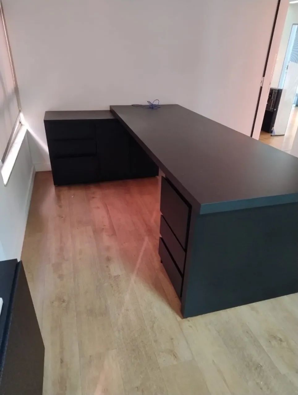 Mesa de Diretoria Completa com Módulo Auxiliar - Excelente Estado