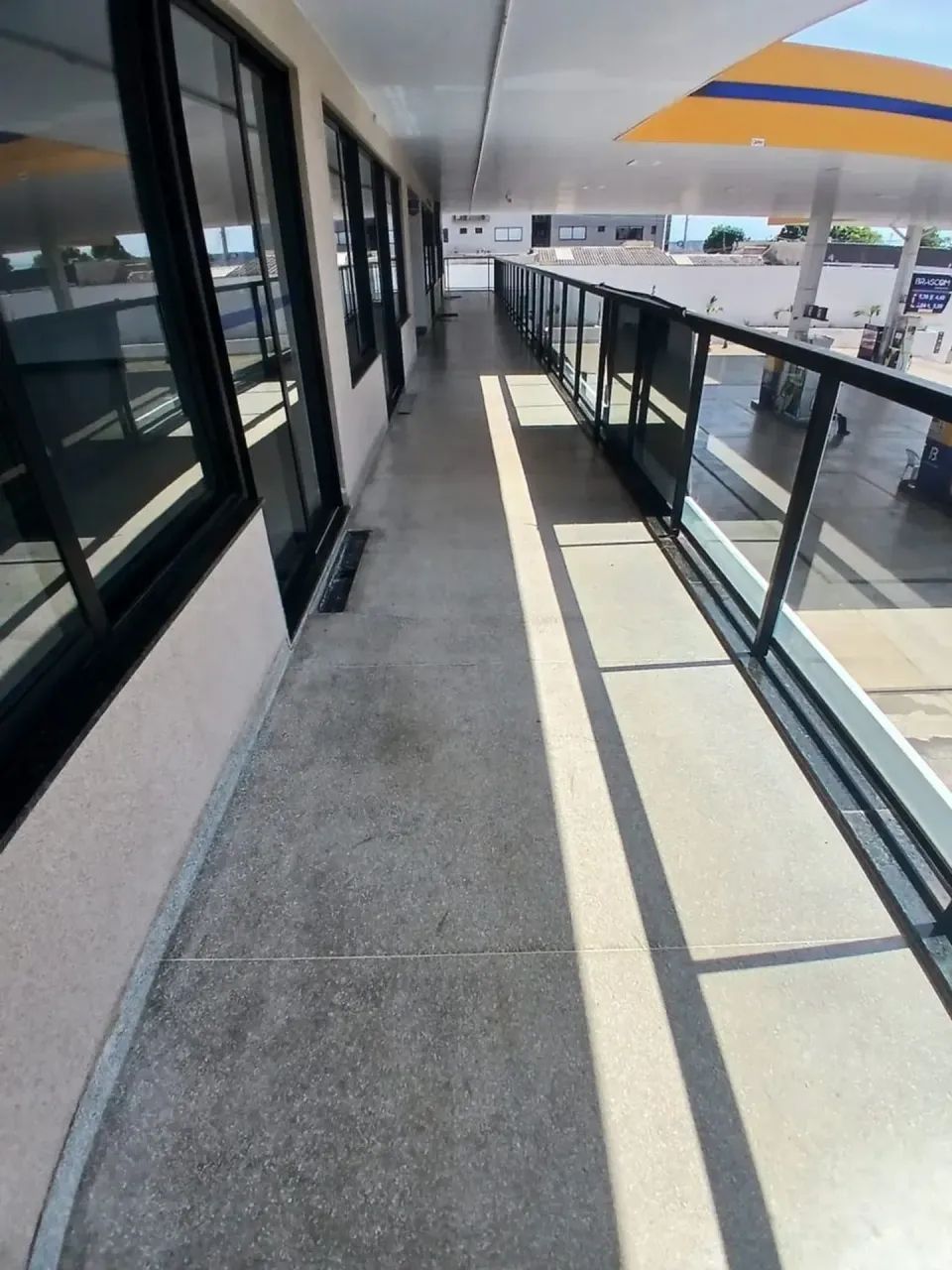 ALUGA-SE SALA COMERCIAL  POSTO BRASCOM