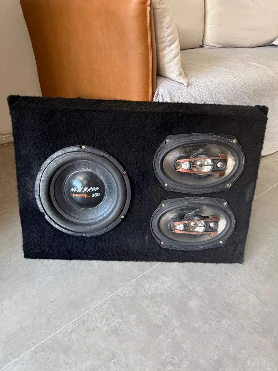 Vendo Caixa de Som Automotivo  - Foto 2
