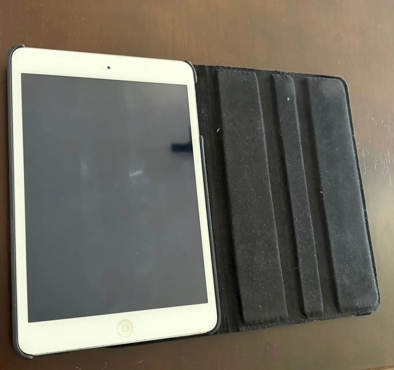 iPad Mini 2 Apple - 16GB - Prateado/Cinza Espacial - Bem
