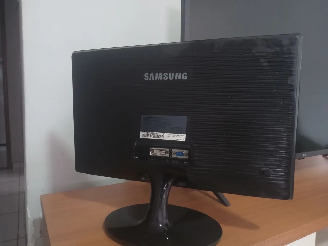 Monitor Samsung 19 polegadas LED  - Foto 2