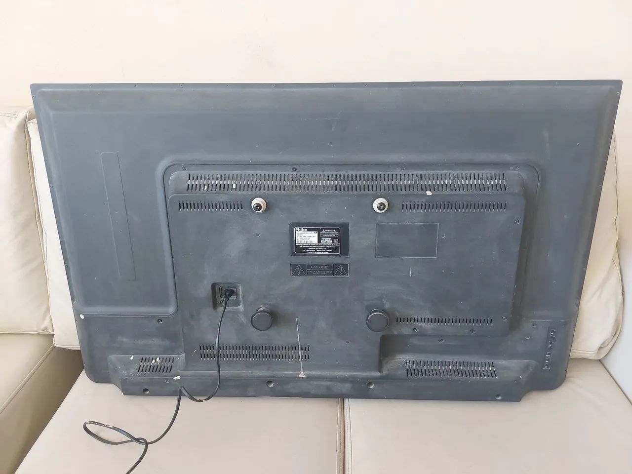Tv Philco 43''- retirada de peças  - Foto 3